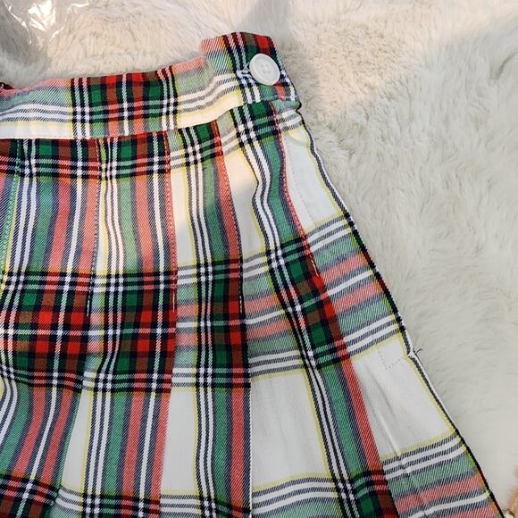 NEW Aerie White Red Green Plaid Pleated Mini Skirt Small - Picture 4 of 8